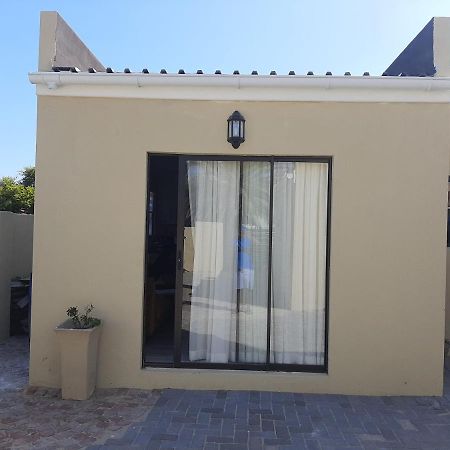 Апартаменты Shalom Self Catering Кейптаун Экстерьер фото